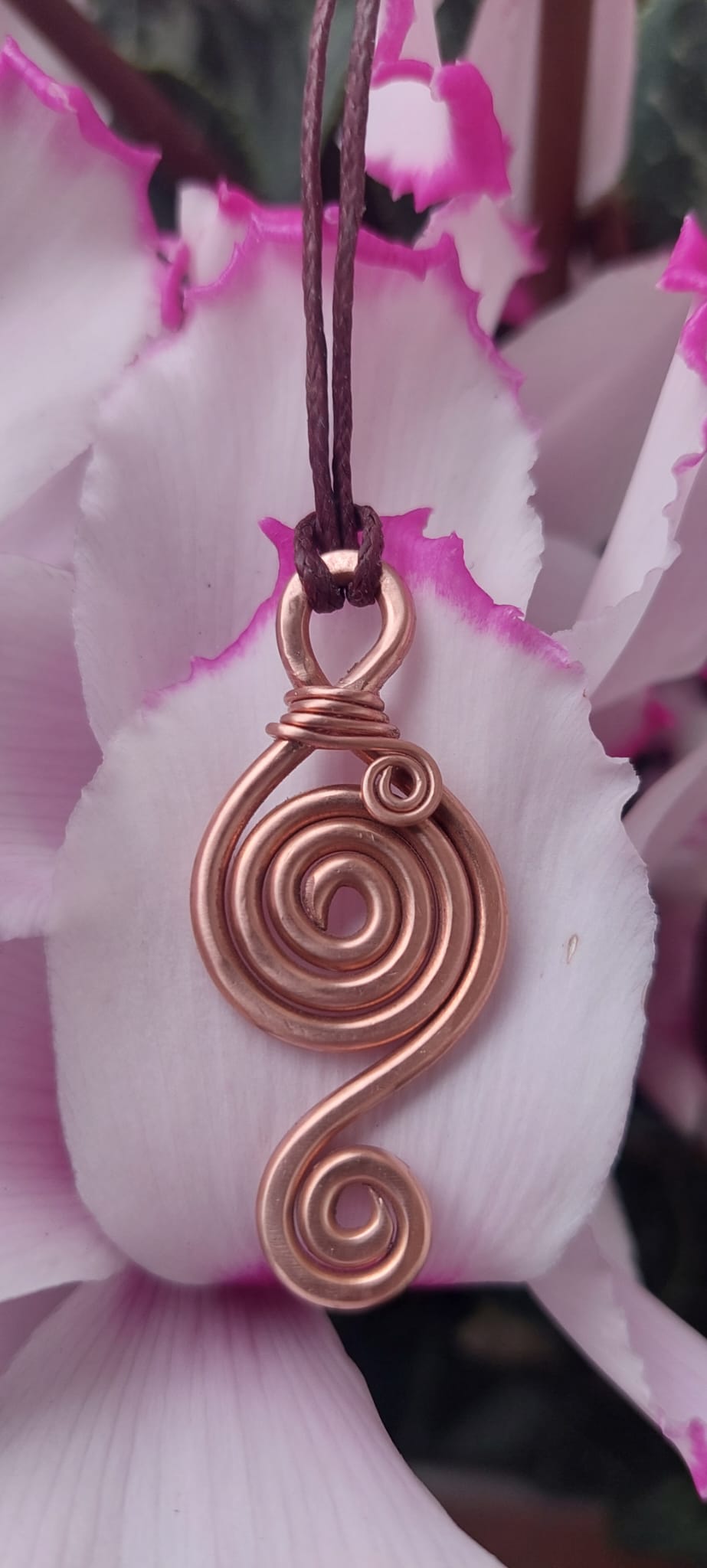 gioielli_in_rame_ciondolo_spirale